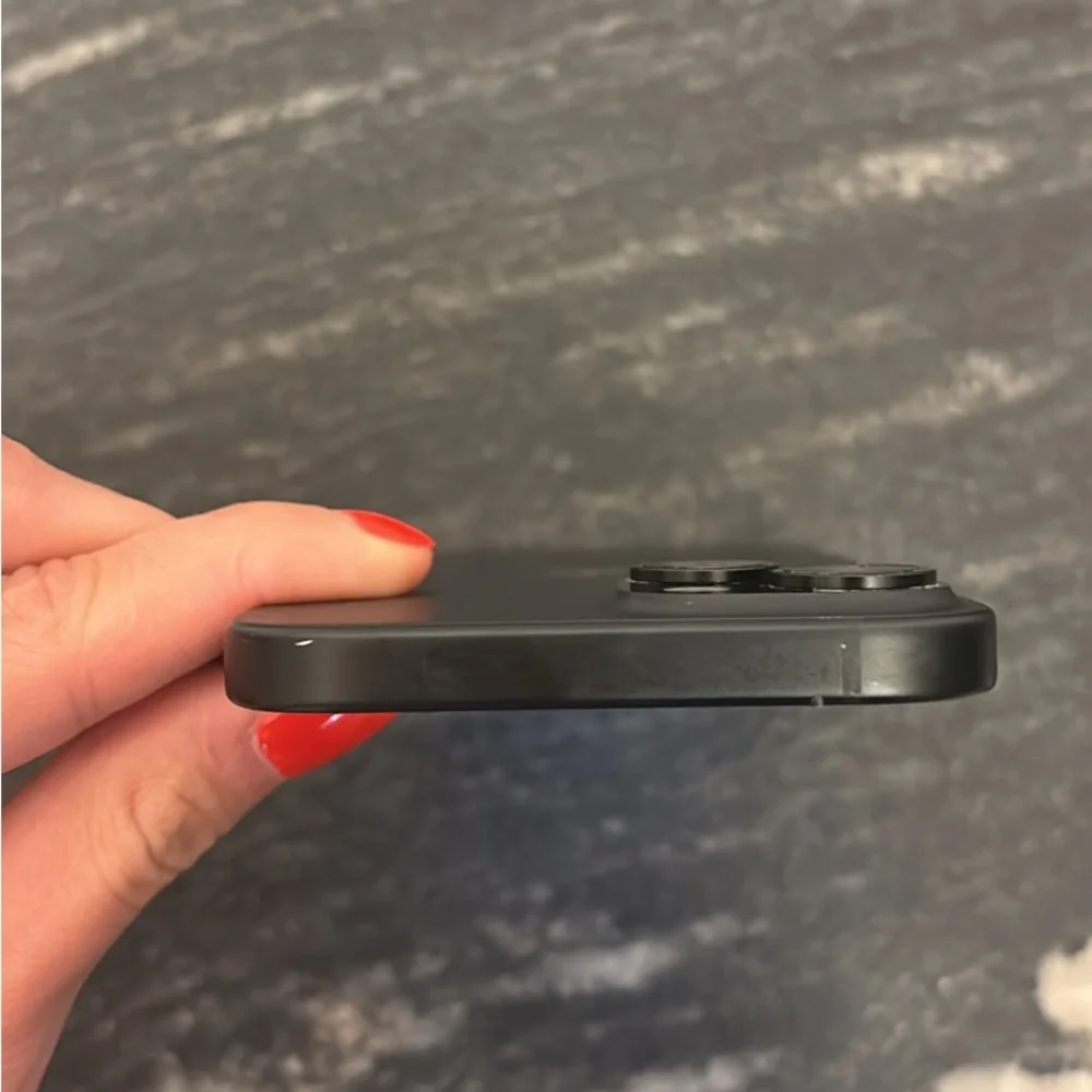 Apple IPhone 15 128 GB black unlocked